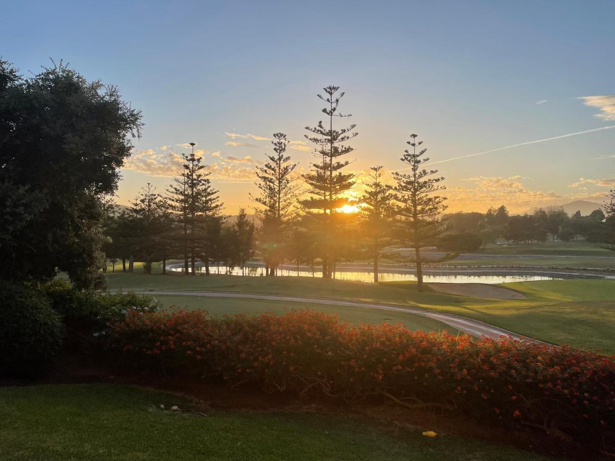 Sunset Apartment, Front Line Mijas Golf エクステリア 写真